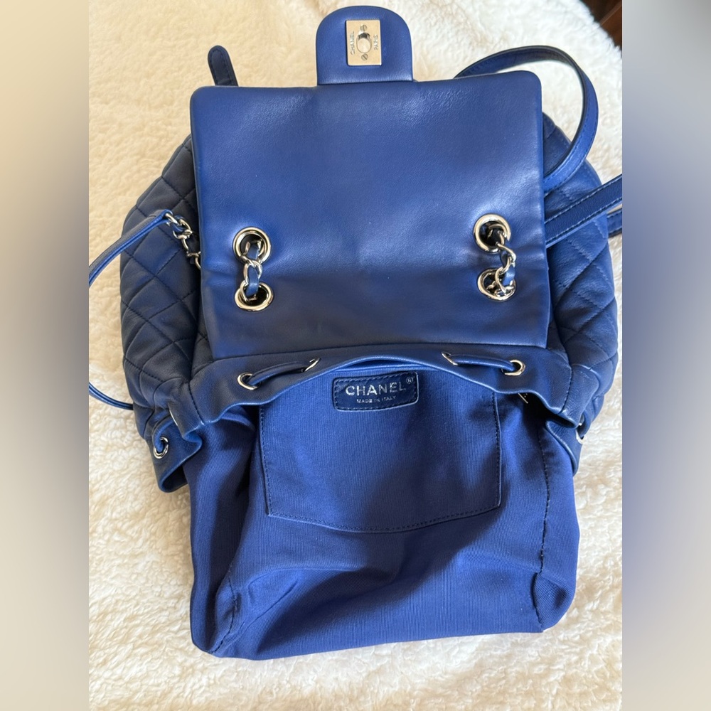 Chanel Urban Medium Spirit Backpack Quilted - Picture 14 of 16